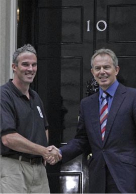 Tony Blair gets to meet Lewis Gordon Pugh!