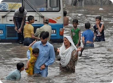 Pakistan flood victims