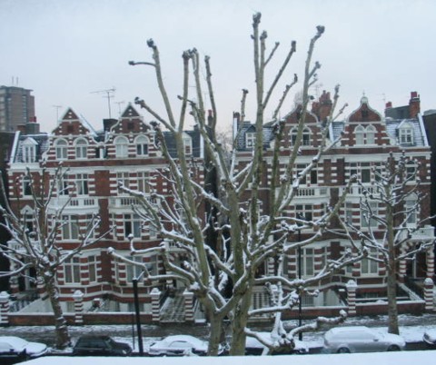 snow in hamilton terrace